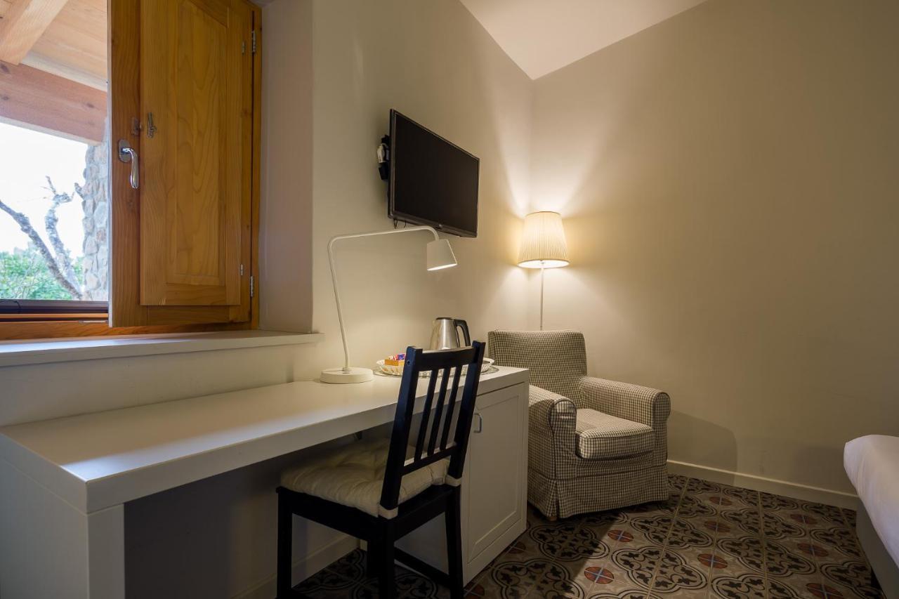 Masseria Torre Di Albidona Vakantieboerderij *